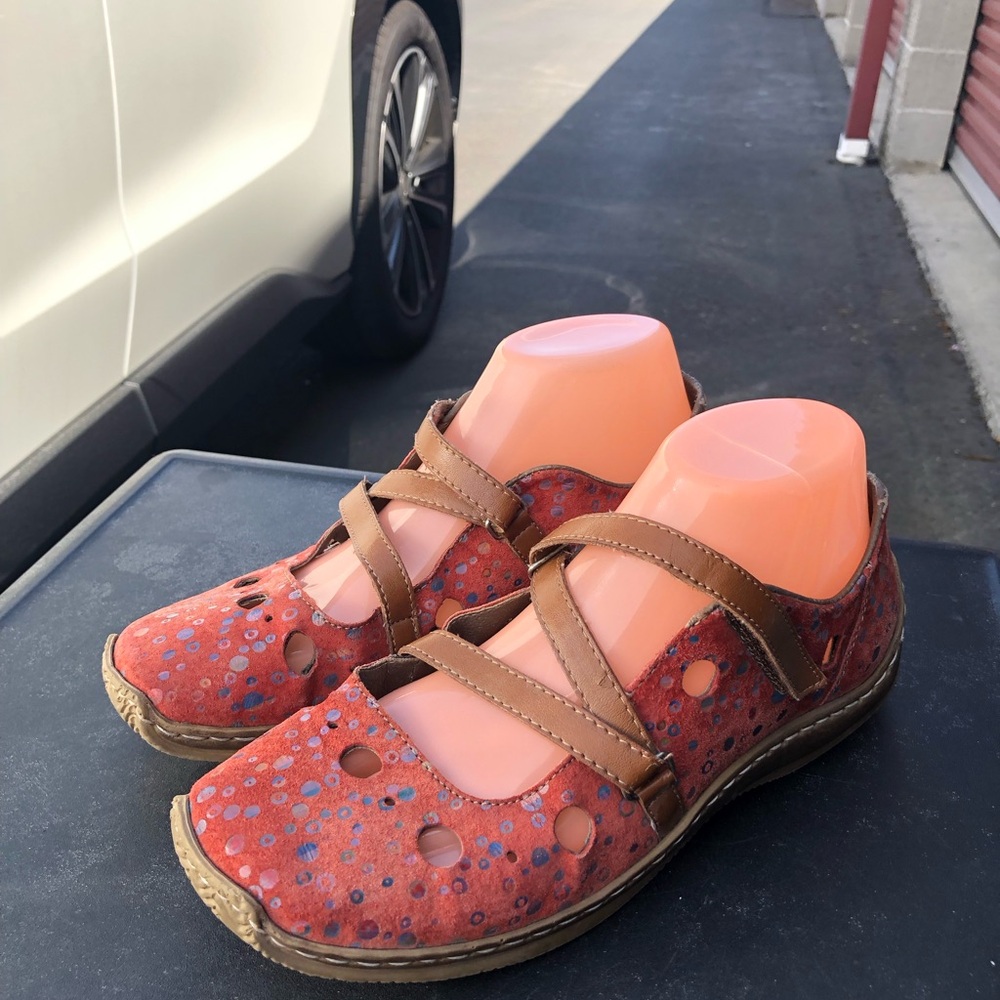 Rieker Women’s Stylish Brown and Red Merry Jane Shoes Size 39/8.5US